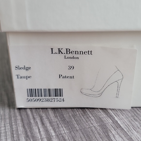 LK Bennett NWT "Sledge" pumps, tan, Patent Leather - Picture 8 of 12